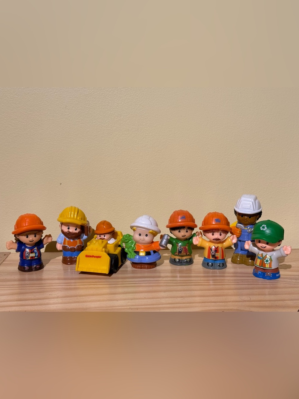 Fisher price mattel little people construction worker lot
